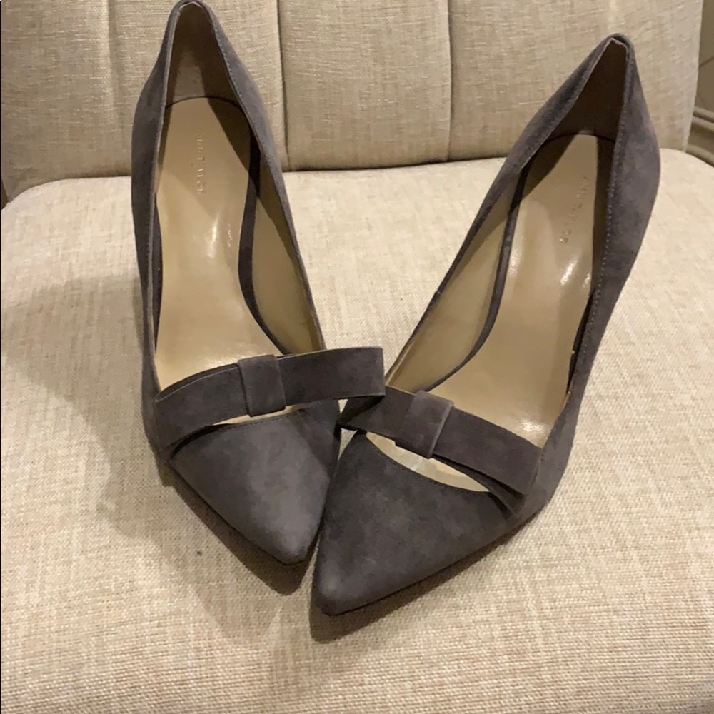 Ann Taylor Odette Suede Bow Pumps